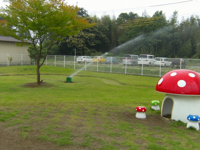 栃木県下野市B保育園ベンチ式（腰掛タイプ）スプリンクラー