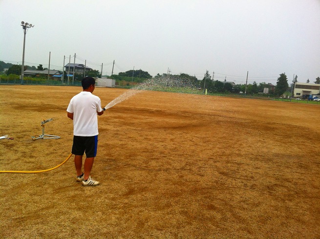 茨城県つくば市サッカー場散水ノズルシステム